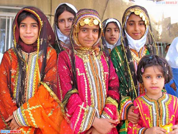 balochi-dress-in-Iran