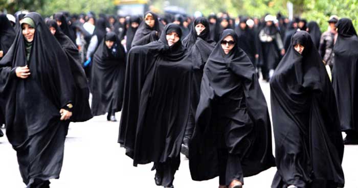 Iranian women clothing