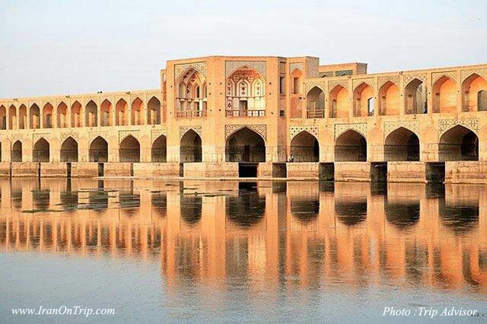 Khaju Bridge in Isfahan - Hisorical Bridges of Iran